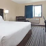 Super 8 By Wyndham Omaha I-80 West