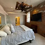 Heart Of The Old Market Sunburst Penthouse!!!