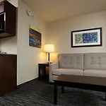 Holiday Inn Express & Suites Omaha South Ralston Arena By Ihg
