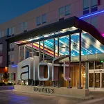 Aloft Omaha West