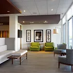 Holiday Inn Express & Suites Omaha - Millard Area By Ihg