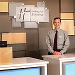 Holiday Inn Express & Suites Omaha South Ralston Arena By Ihg