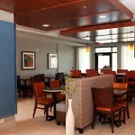 Holiday Inn Express & Suites Omaha South Ralston Arena By Ihg
