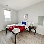 Sleepover 1Bd 1Ba Omaha Apartments