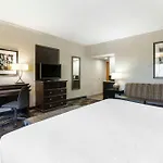 Best Western Plus Midwest Inn