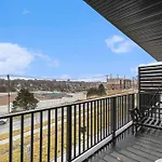 Luxury Condo - Hot Tub - Views