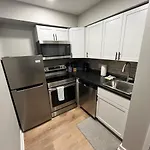 Aksarben Apt-Cozy One Bedroom