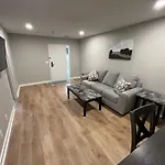 Aksarben Apt-Cozy One Bedroom