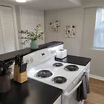 Davenport Dwelling Unit 9 Midtown 3Bd
