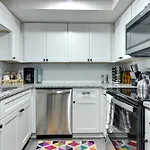 Modern Pop Studio Near Midtown