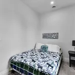 Beautiful Private 2B Apartment In Midtown Omaha