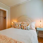 Little Italy Retreat Self-Check-In, 2Br, Smart Tv
