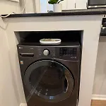 Modern King Bed With Washer & Dryer