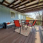 Warren House -5 Bedroom Home