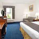 Baymont Inn & Suites Omaha