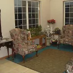 Townhouse Inn & Suites Omaha