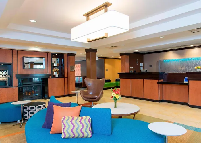 Fairfield Inn & Suites By Marriott Omaha Downtown