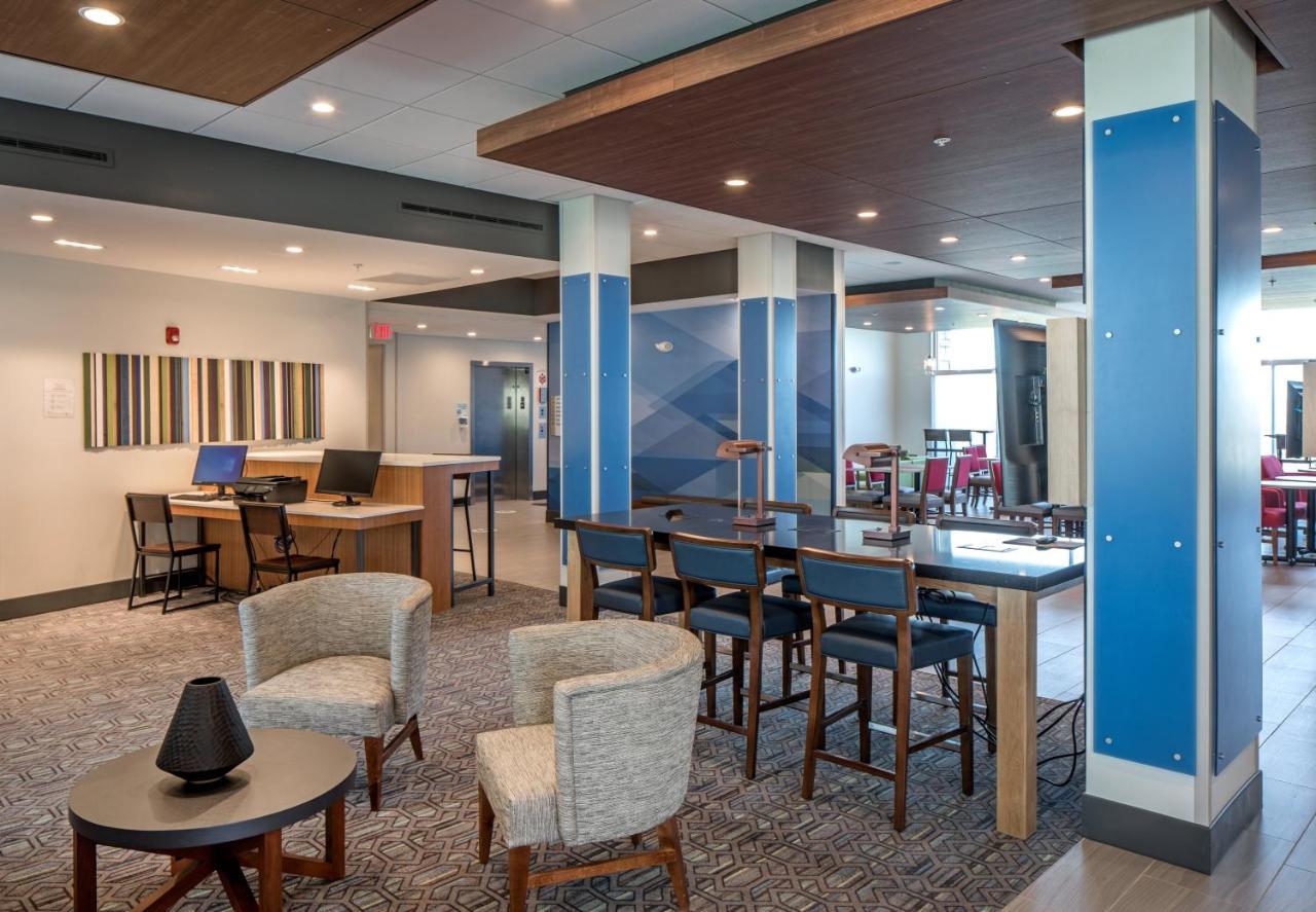Express & - West - Elkhorn By Ihg