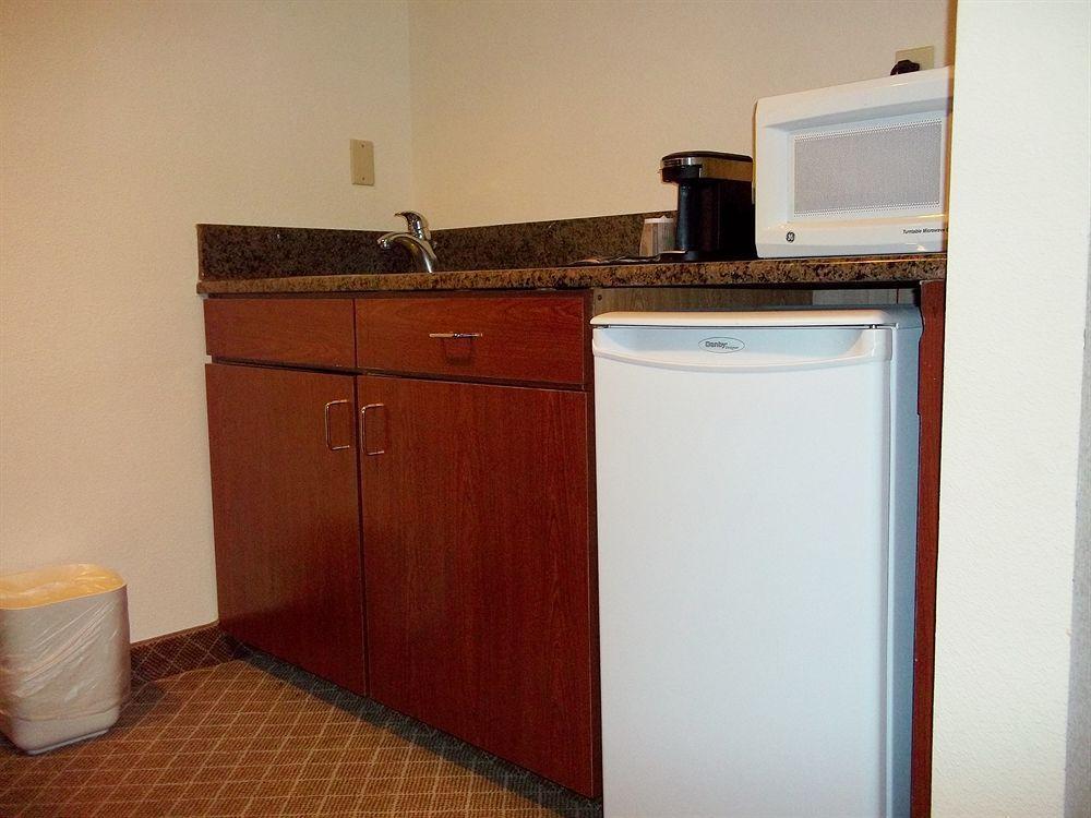 Hotel Four Points By Sheraton Midtown 3*