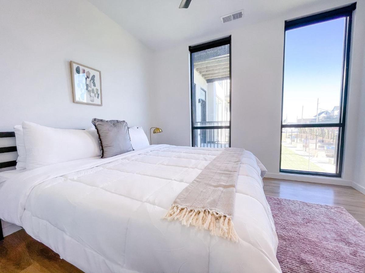 Bright 1bd/1ba Downtown Omaha