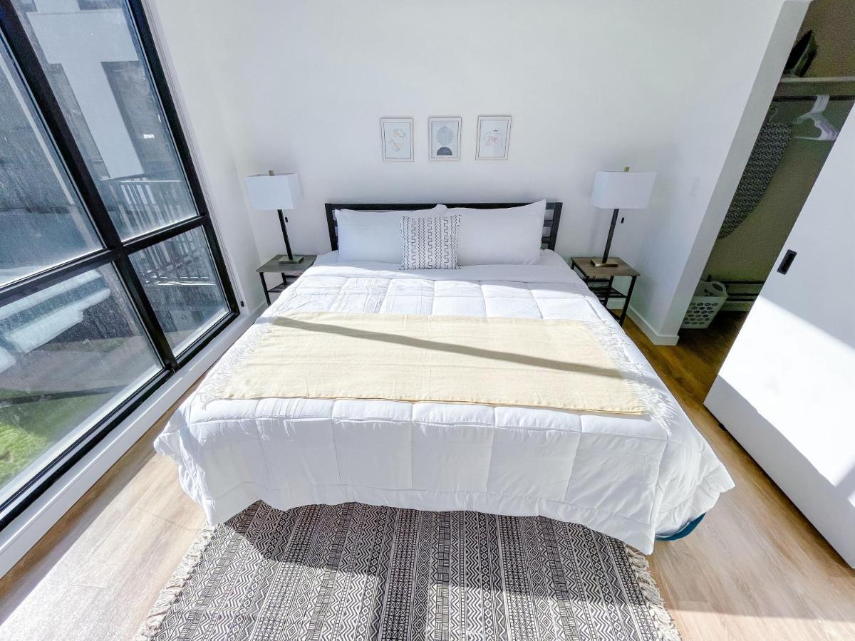 Apartment Bright 1bd/1ba Downtown