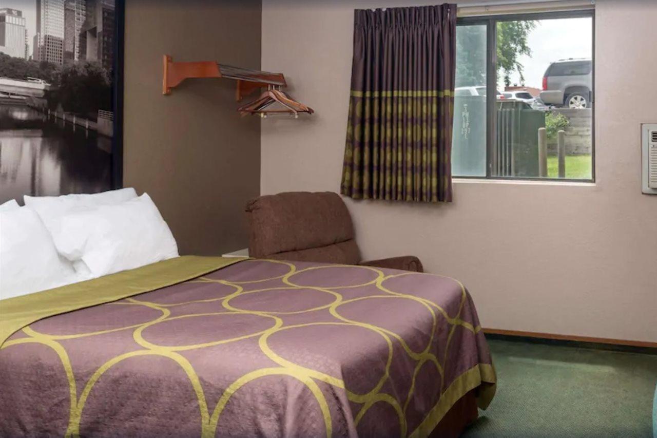 Hotel Super 8 By Wyndham Ne