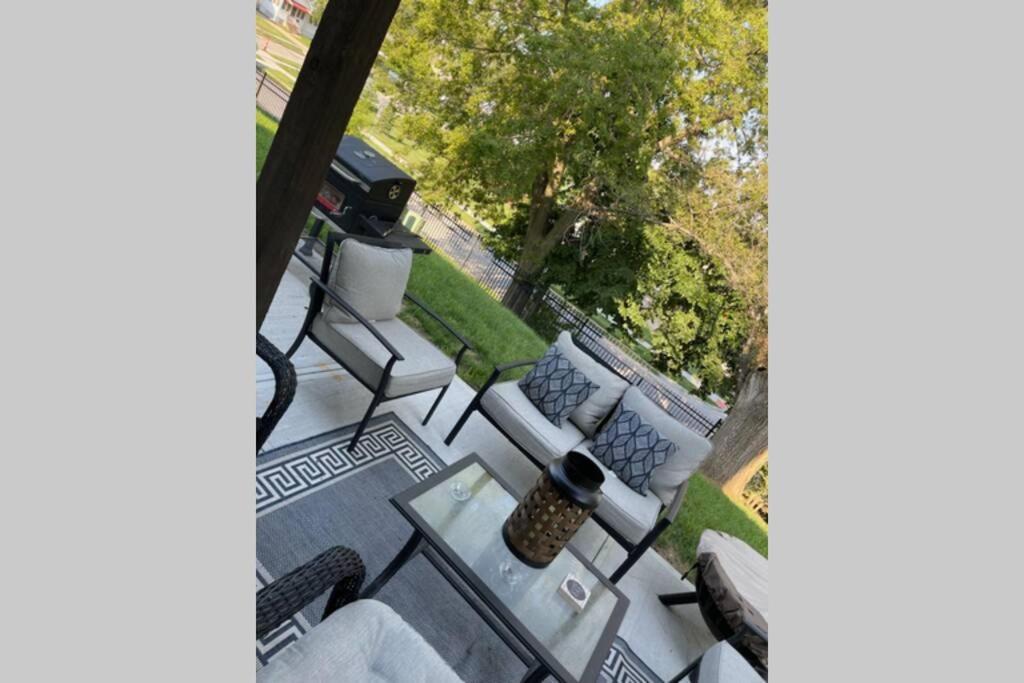 Entire Residential -omaha Holiday home *