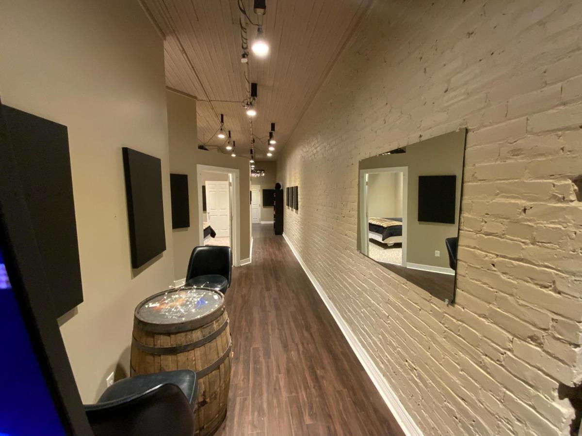 Blackout Themed Residence In The Prime Heart Of Omaha'S Old Market! Apartment Omaha
