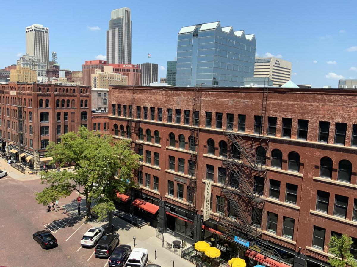 Blackout Themed Residence In The Prime Heart Of Omaha'S Old Market! Omaha