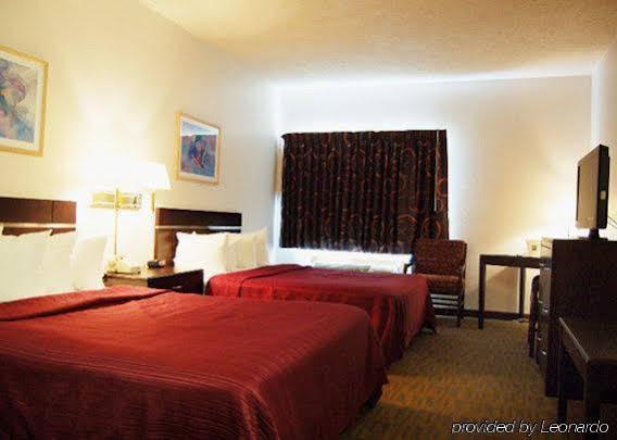 Hotel Quality & West - Ne Linclon