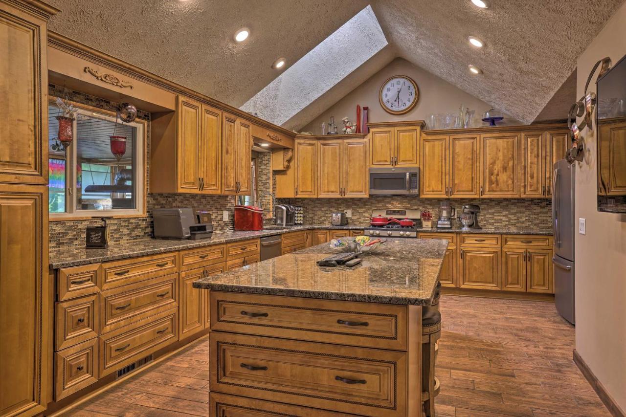Holiday home Family-friendly Oasis About 10 Mi To Dtwn! Omaha