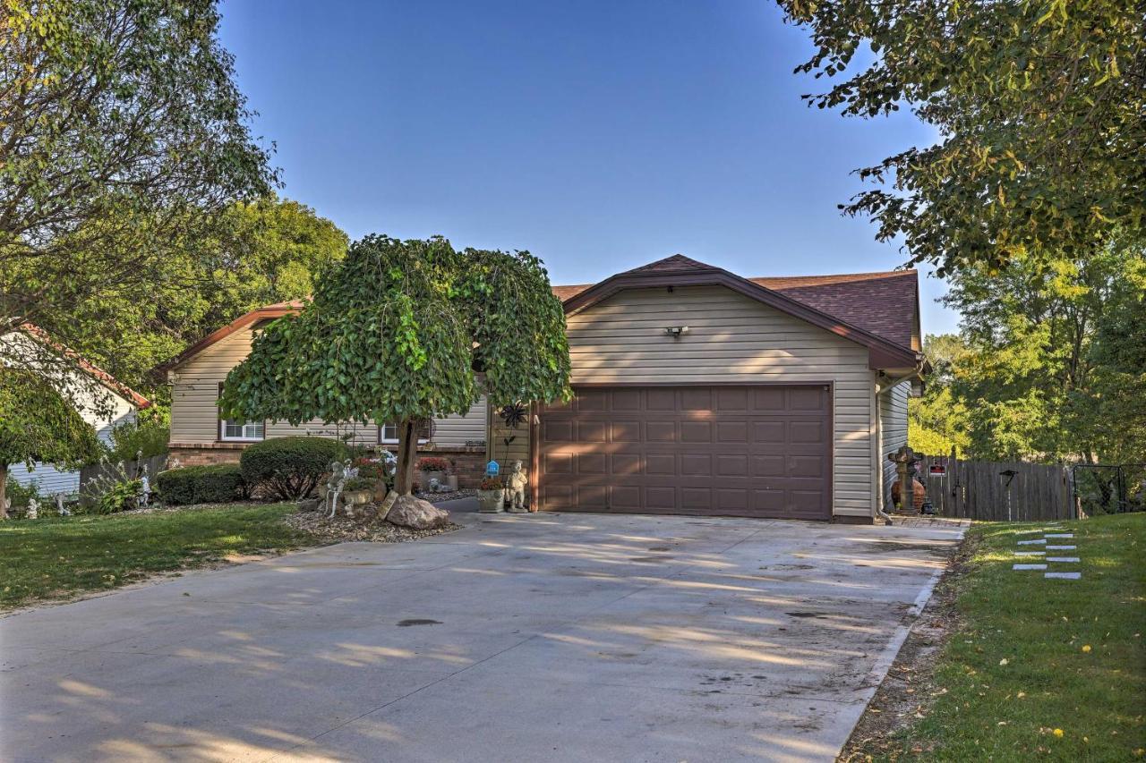 Holiday home Family-friendly Oasis About 10 Mi To Dtwn!