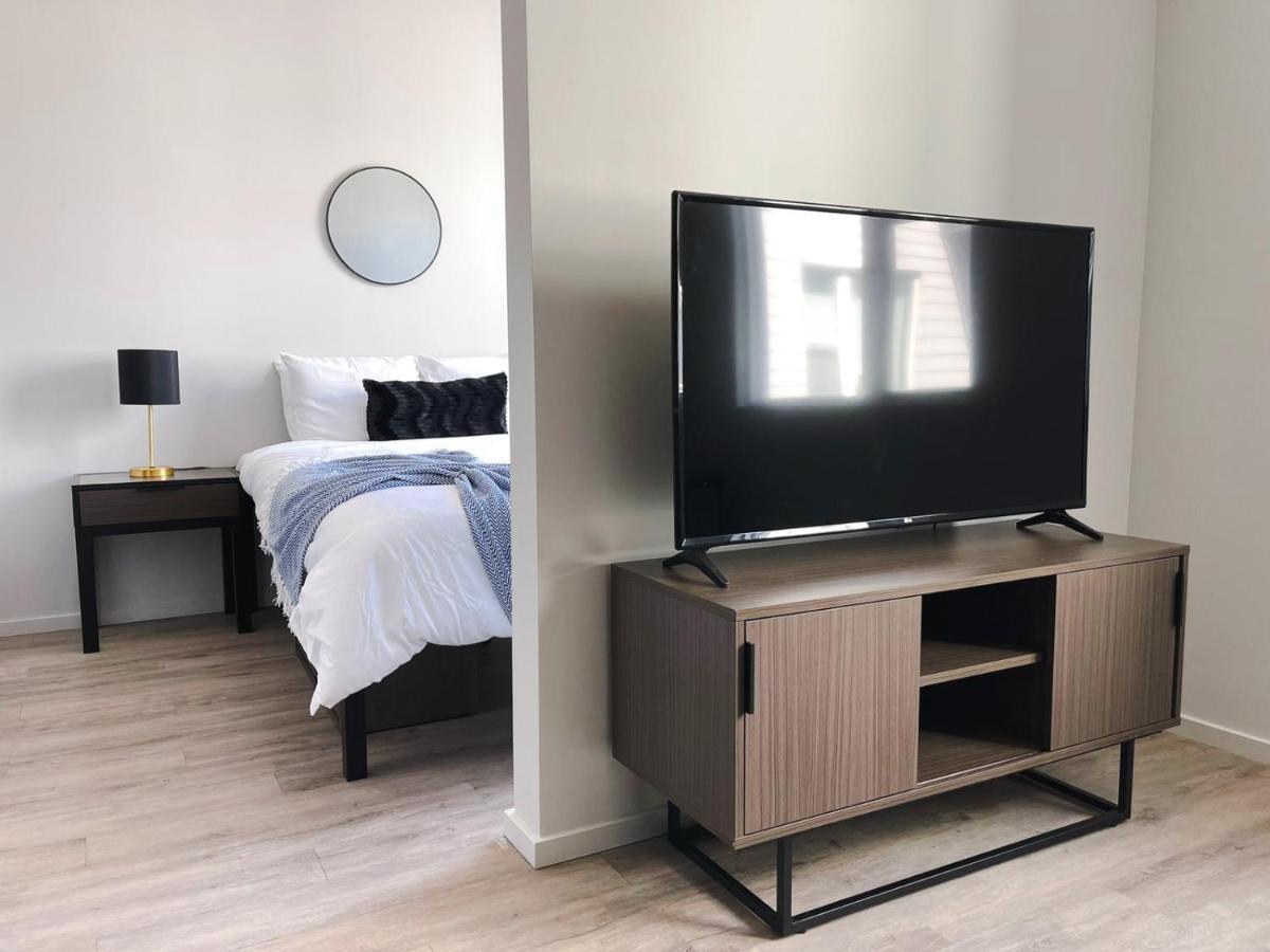 Apartment Sleepover 1bd 1ba *