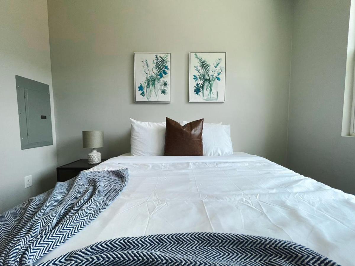 Sleepover 1bd 1ba Apartment Omaha