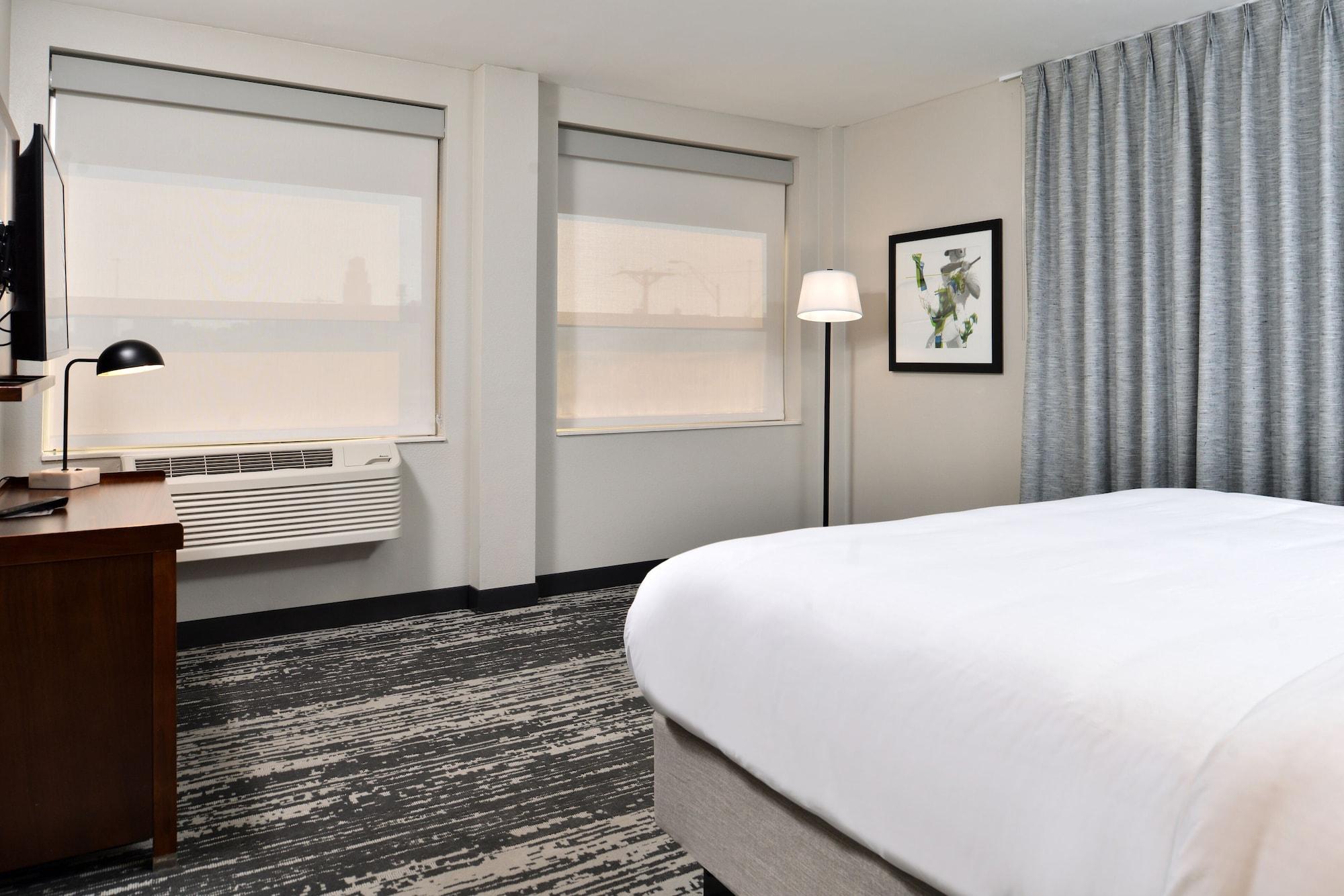 Four Points By Sheraton Midtown Hotel Omaha