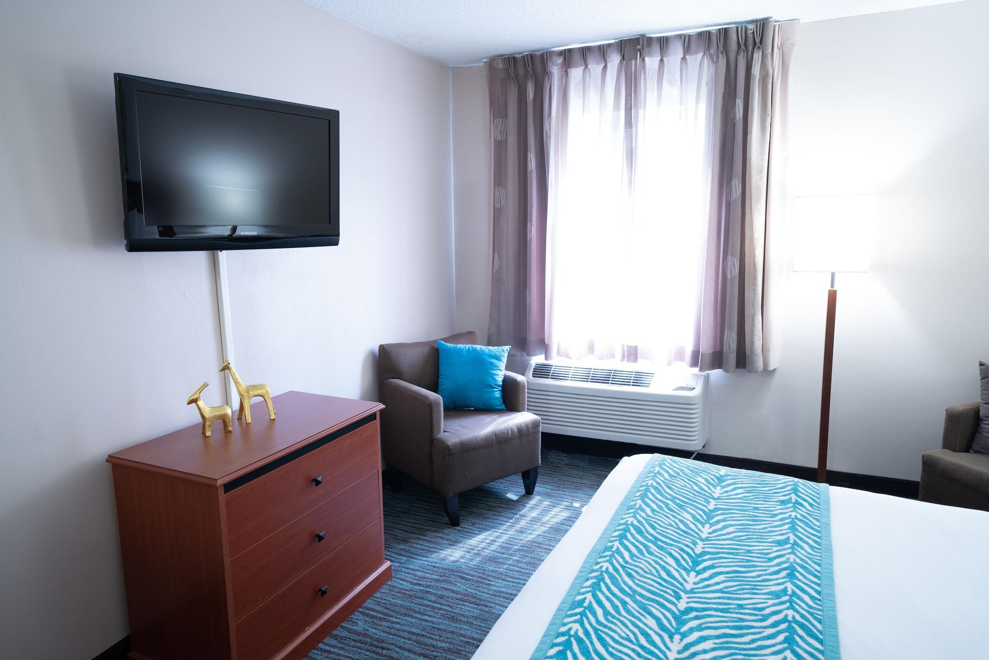 The & Near Zoo Hotel 2*