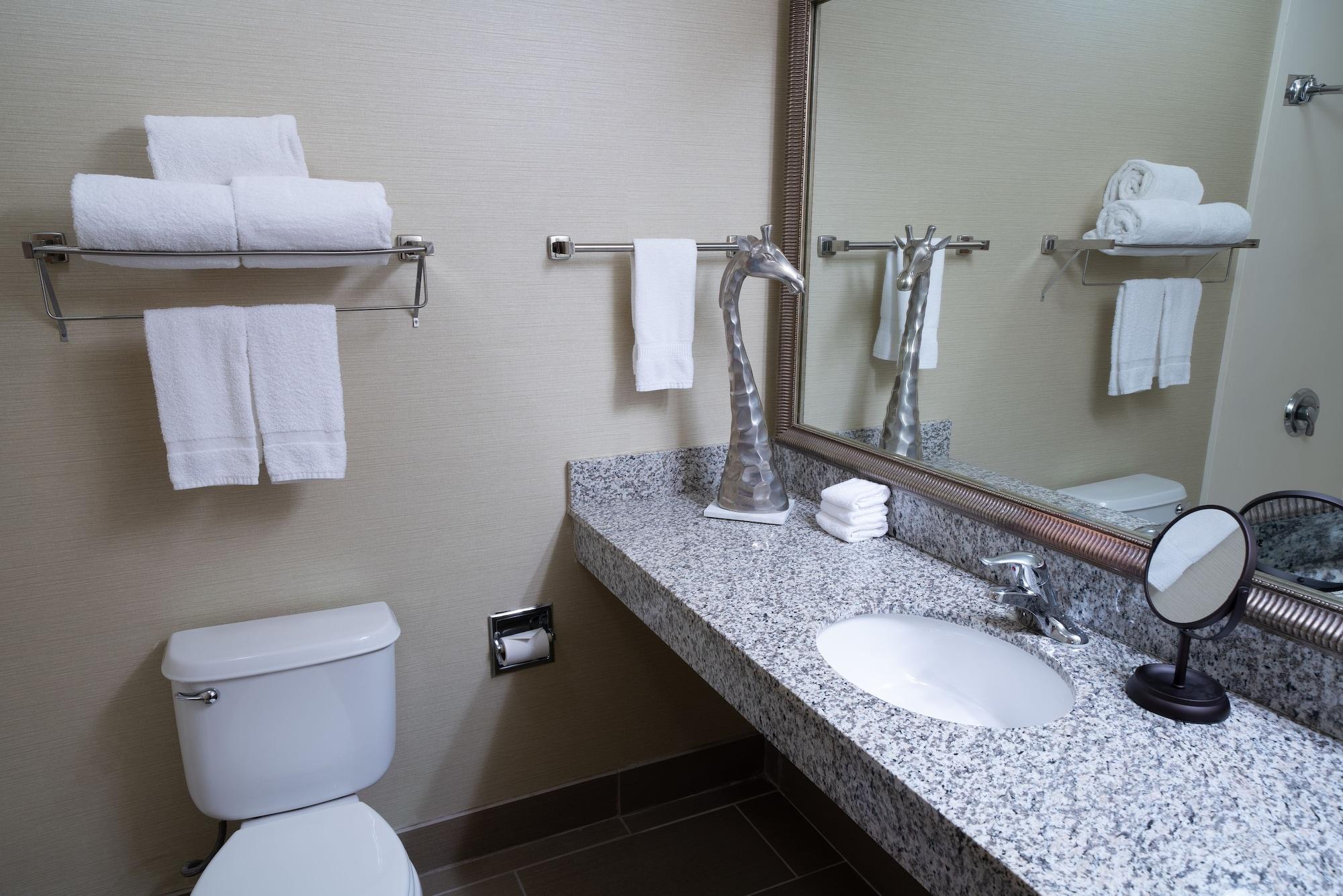 Hotel The & Near Zoo Omaha