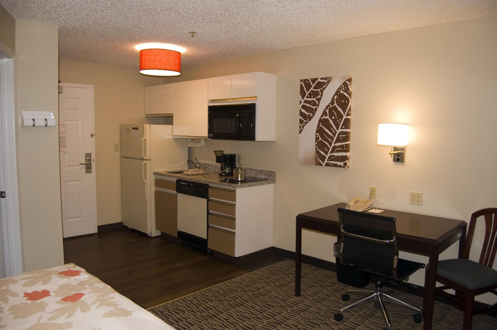 Mainstay Old Mill Hotel Omaha