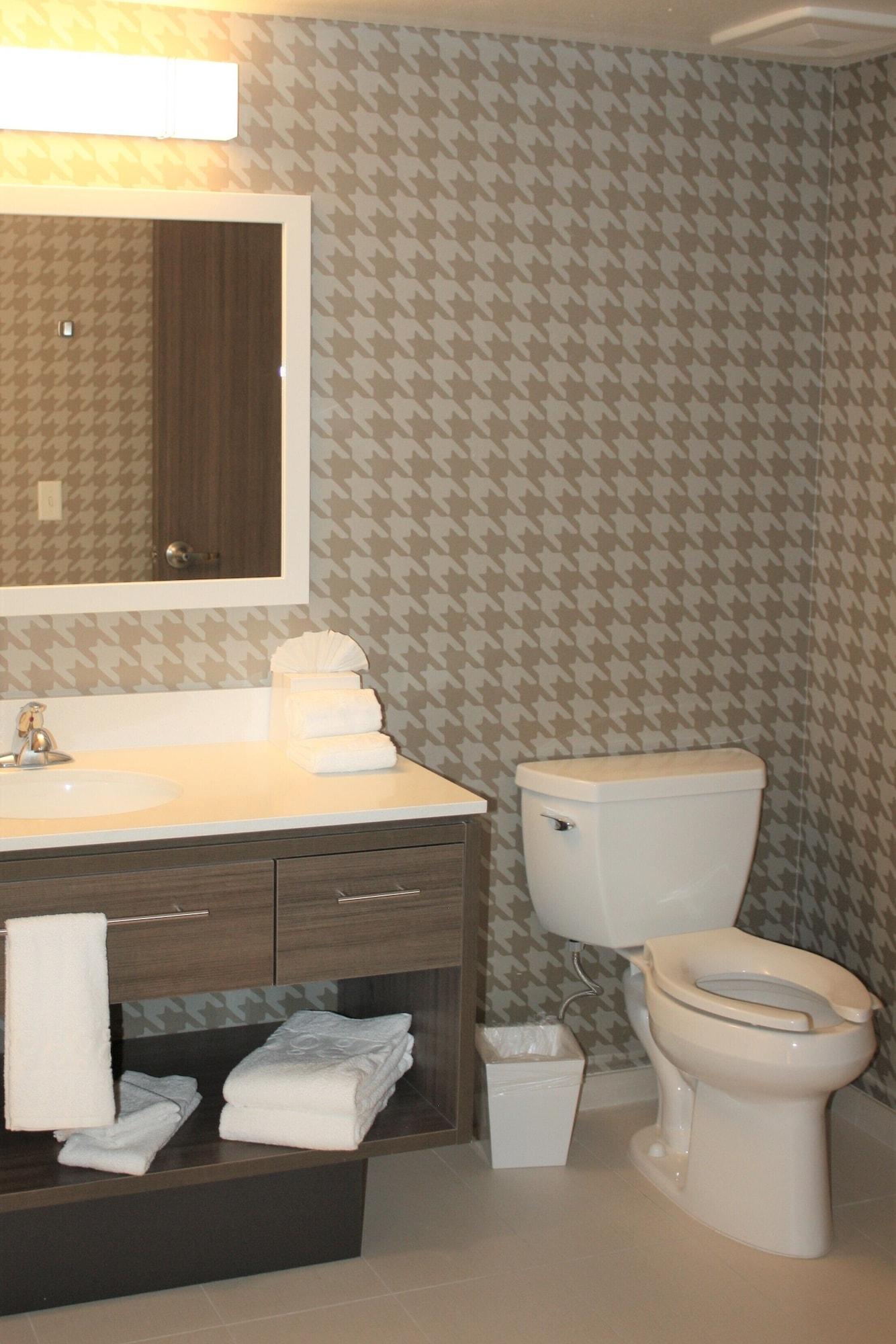 Home2 By Hilton Un Medical Ctr Area Hotel 3*