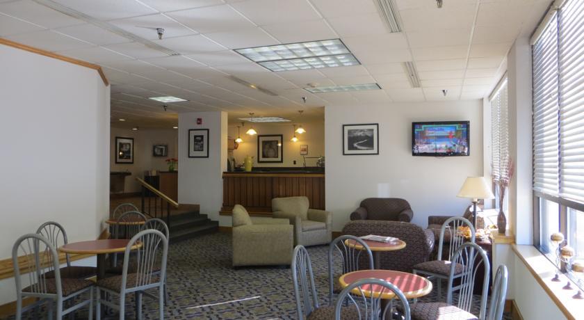 Hotel Baymont &
