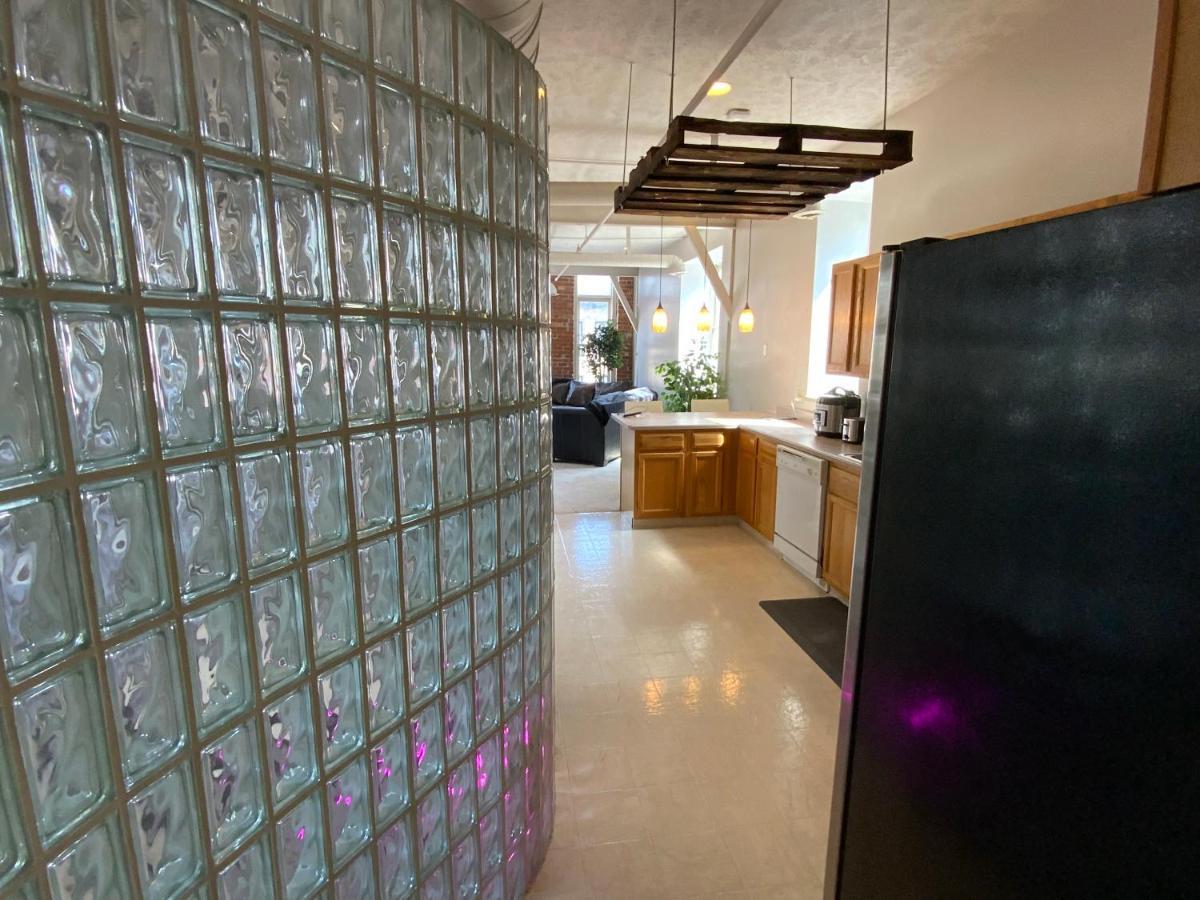 Heart Of The Old Market Sunburst Penthouse!!! * Omaha