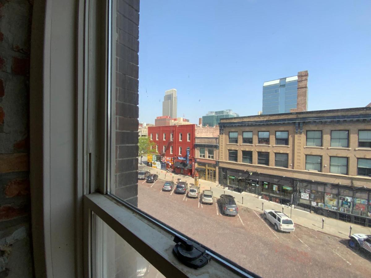 Apartment Heart Of The Old Market Sunburst Penthouse!!!