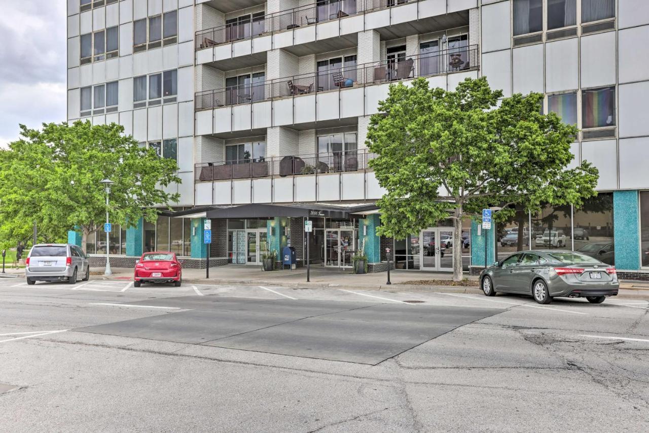Apartment 7th-floor With Balcony And Park Views Omaha