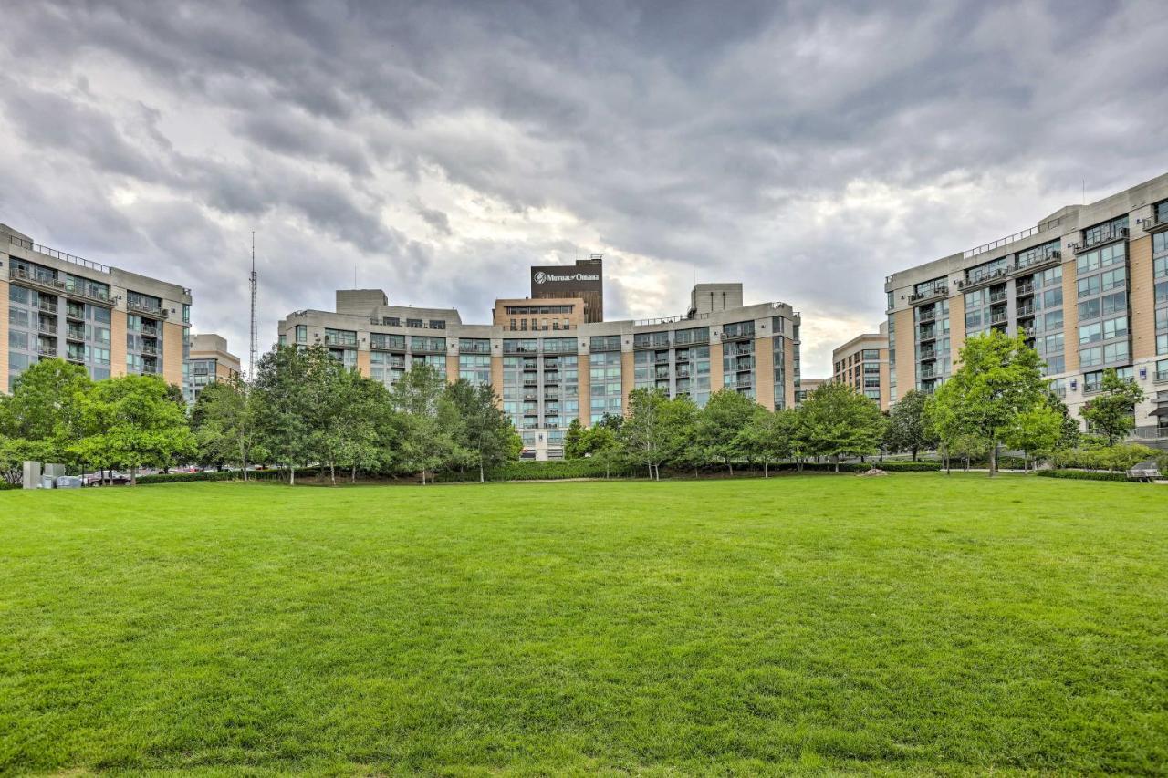 Apartment 7th-floor With Balcony And Park Views *