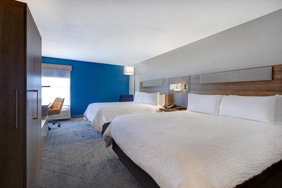 Hotel Express & By Ihg 3*