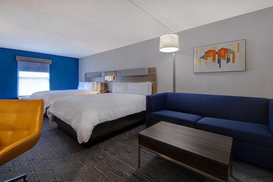 Express & By Ihg Hotel 3*