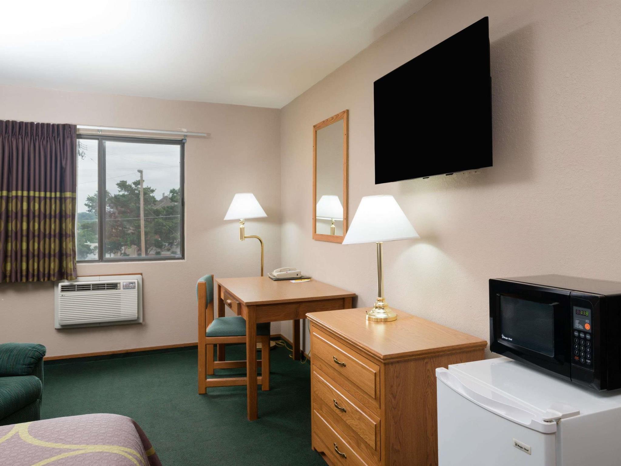 Super 8 By Wyndham Ne