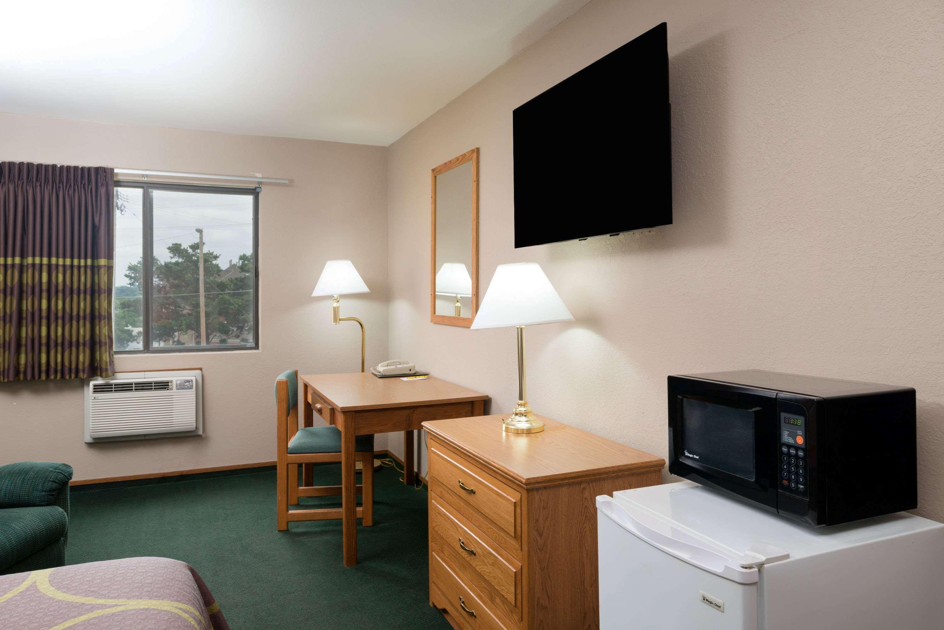 Hotel Super 8 By Wyndham Ne 2*