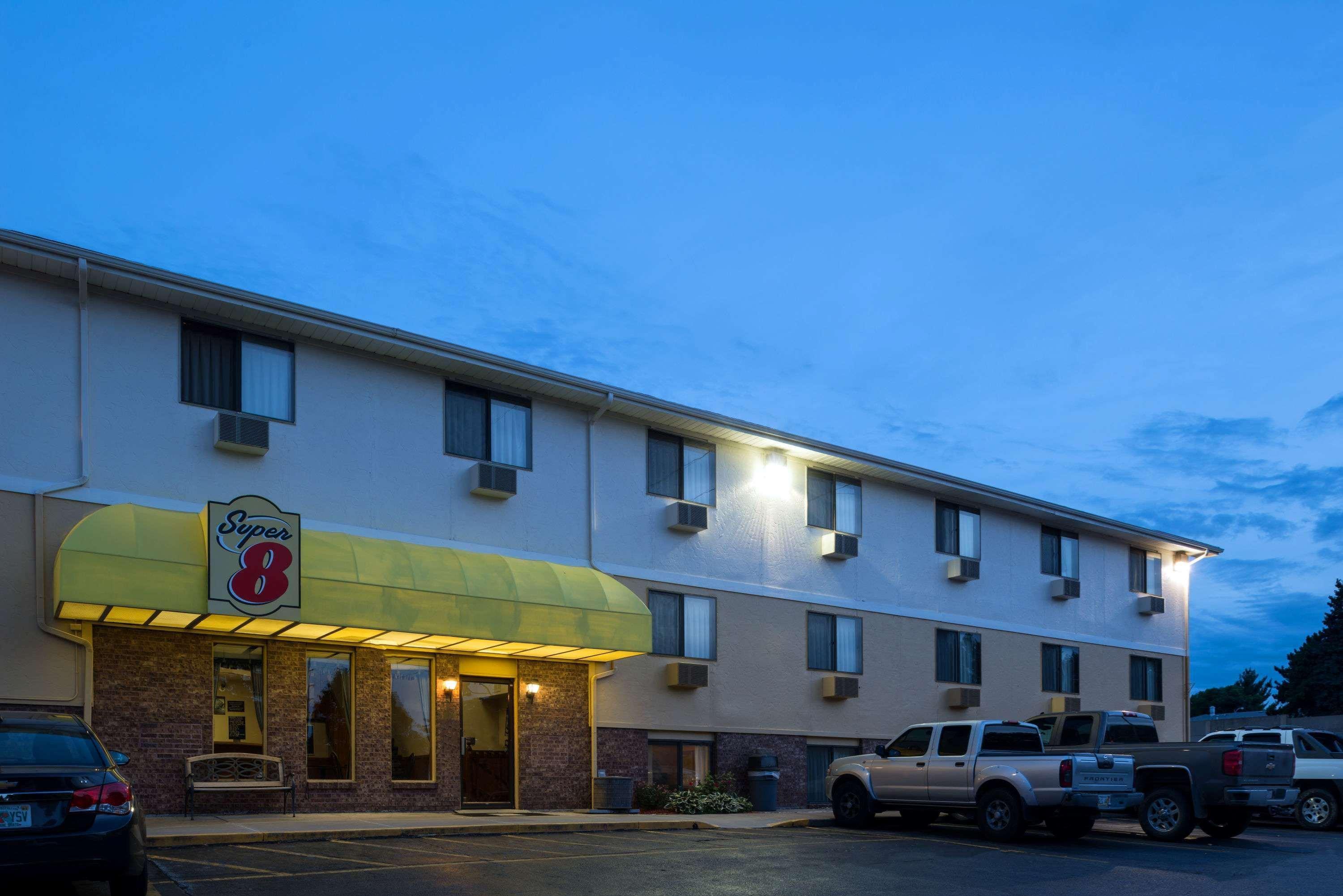 Super 8 By Wyndham Ne Hotel Omaha