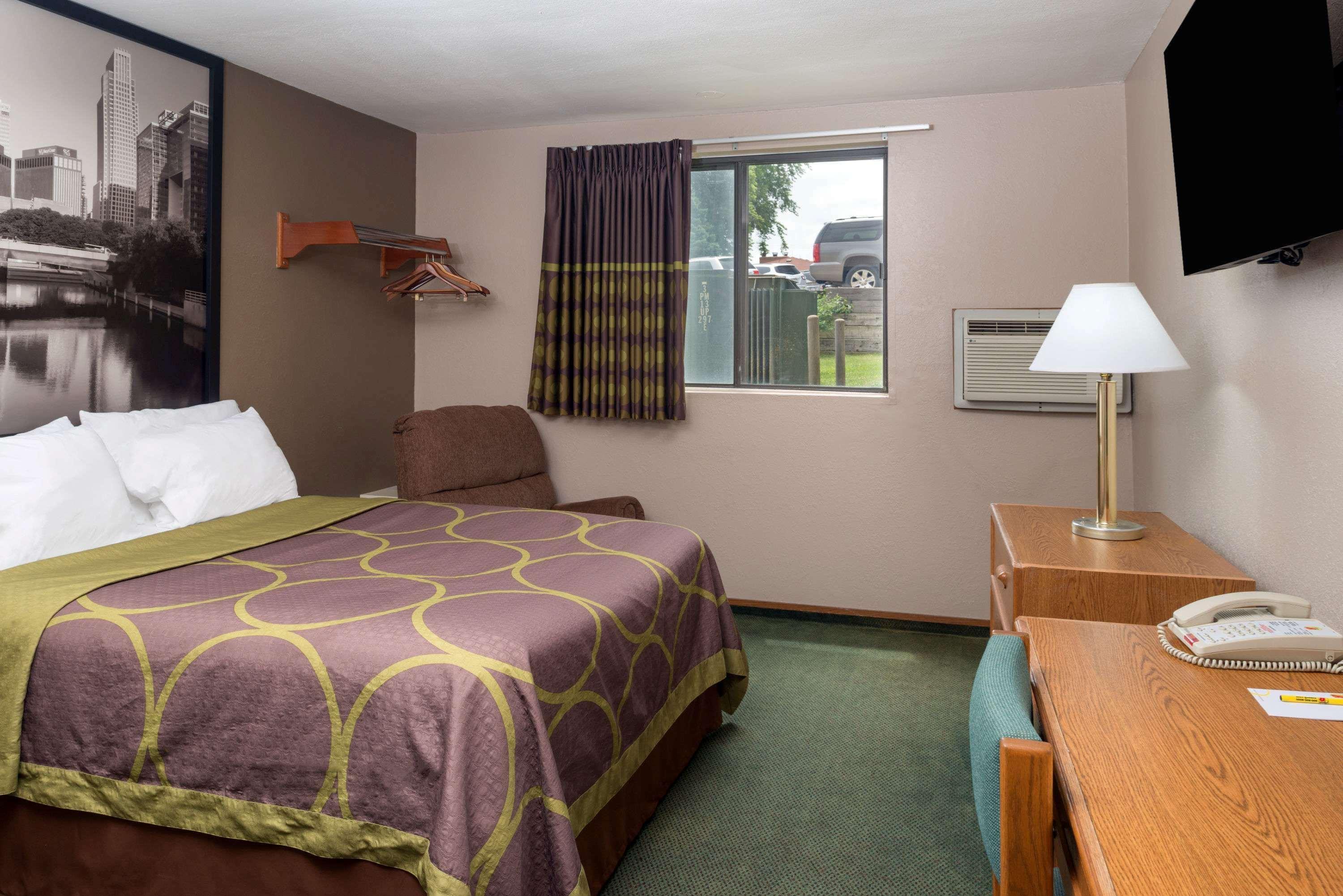 Super 8 By Wyndham Ne Hotel 2*